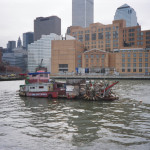 Homemade boat leaves New York City harbor