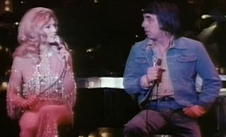 Lee Hazelwood in New York Nancy Sinatra and Lee Hazelwood on stage in Las Vegas